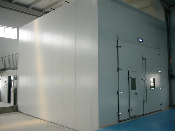 低溫?zé)岜脤?shí)驗(yàn)室